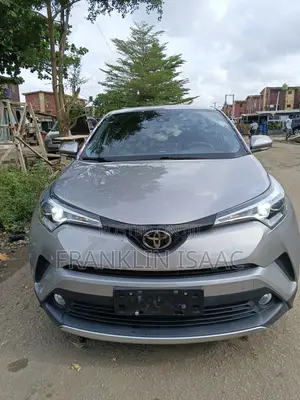 Toyota C-HR 2022 Gray