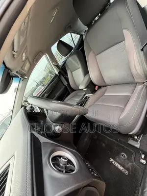 Toyota Corolla LE Eco (1.8L 4cyl 2A) 2018 Gray