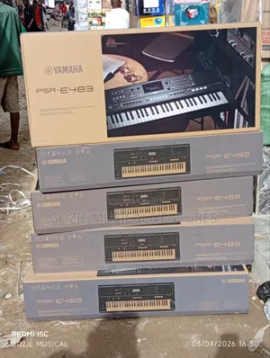 Complete 61 Key Yamaha PRS E 483 Black Colour