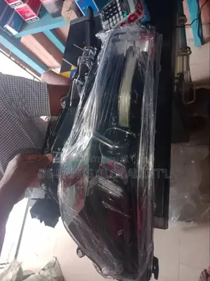 Headlight Hilux 2019/2020