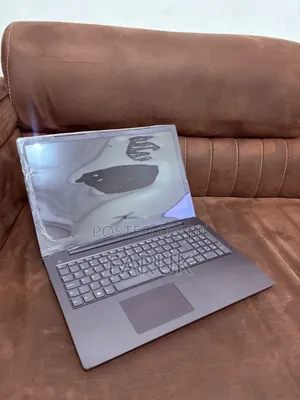 Laptop Lenovo V130 4GB Intel Core i5 HDD 320GB