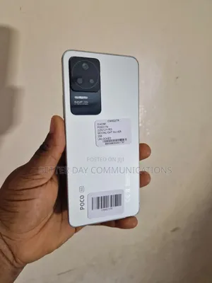 Xiaomi Poco F4 256 GB Silver