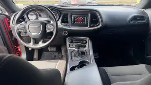 Dodge Challenger SXT 2016 Red