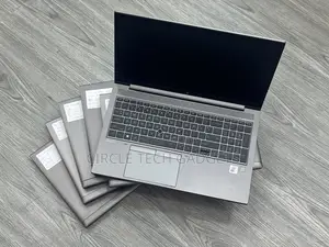 Laptop HP ZBook Firefly 15 G7 16GB Intel Core i7 SSD 256GB