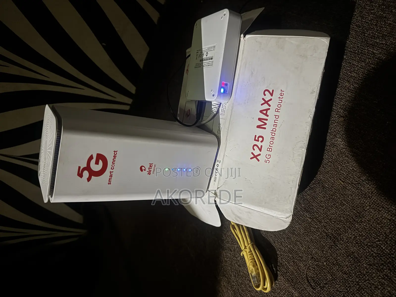 Aircove Go | Router VPN Wi-Fi 6 portatile | Proteggi dispositivi illimitati | Prova gratuita di ExpressVPN di 30 giorni | (versione USA e Canada