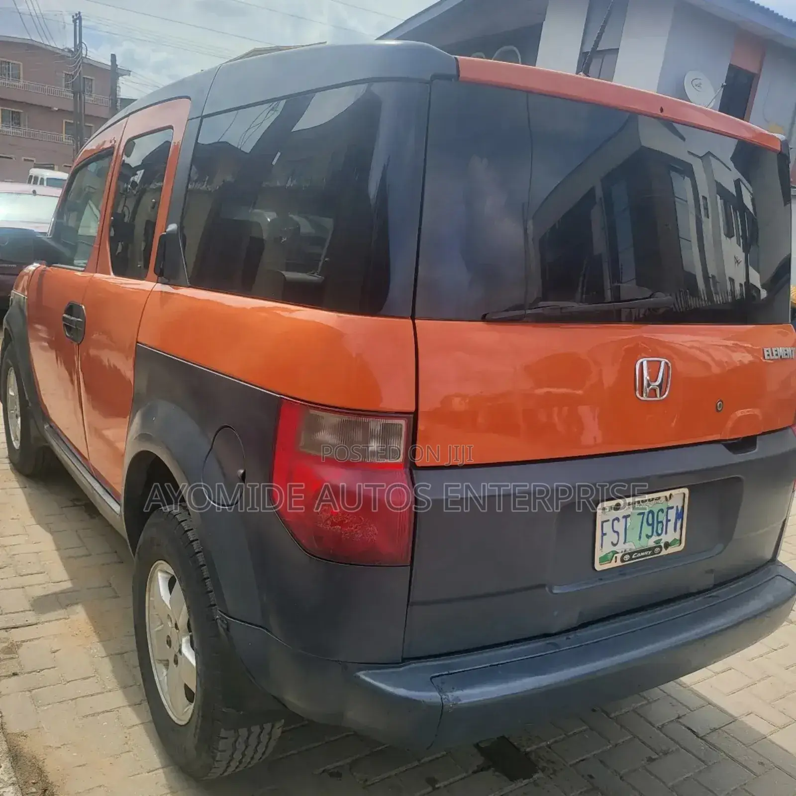 Honda Element LX Automatic 2005 Orange