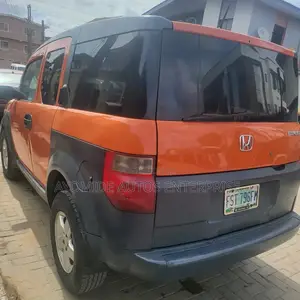 Honda Element LX Automatic 2005 Orange