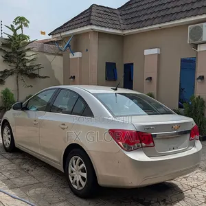 Chevrolet Cruze 2013 Gold