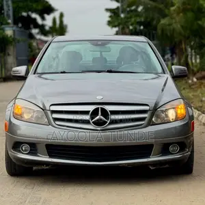 Mercedes-Benz C300 Luxury Sedan AWD (3.0L 6cyl 7A) 2009 Black