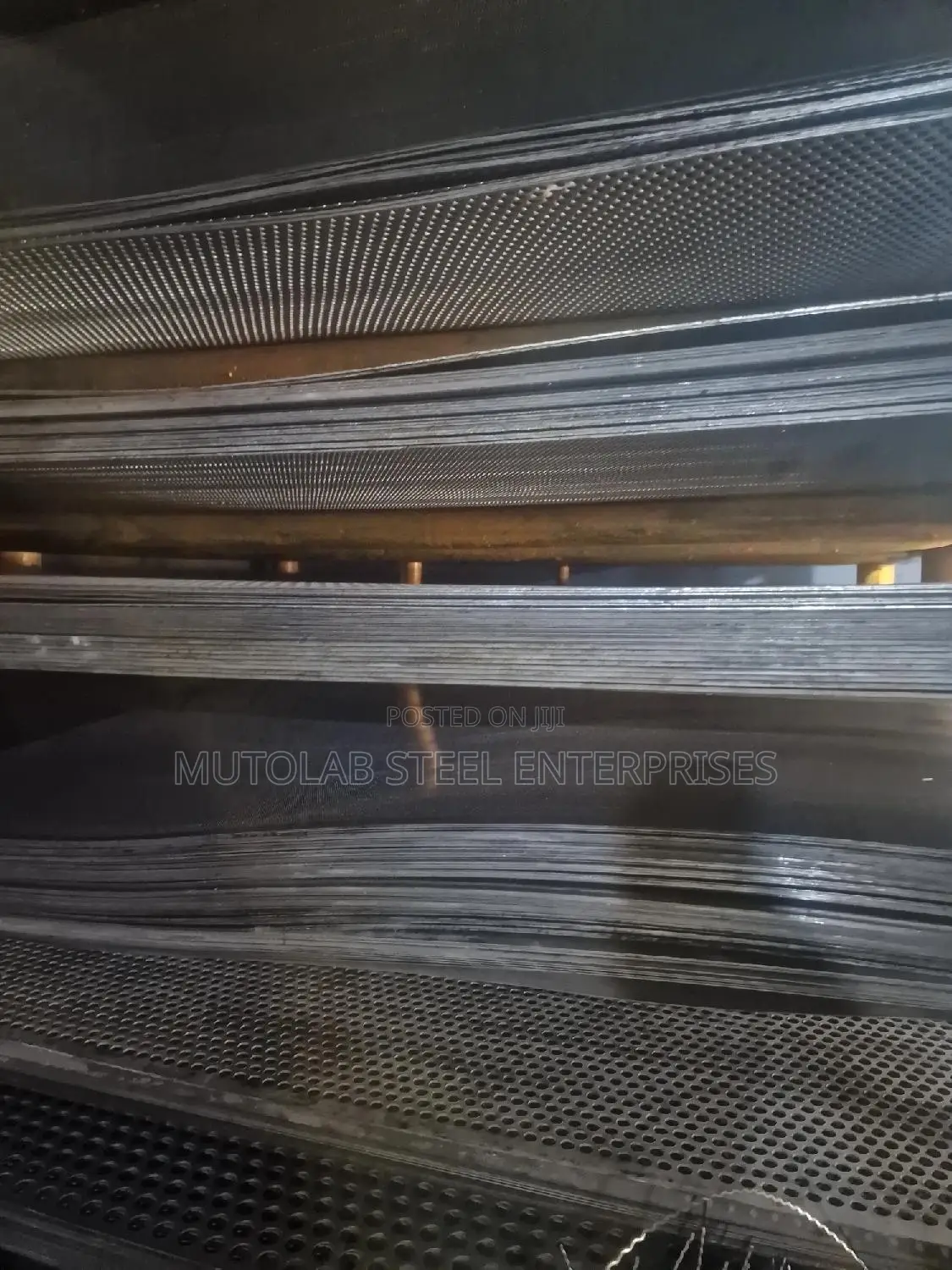 Galvanize and Stainless Perforated Sheet