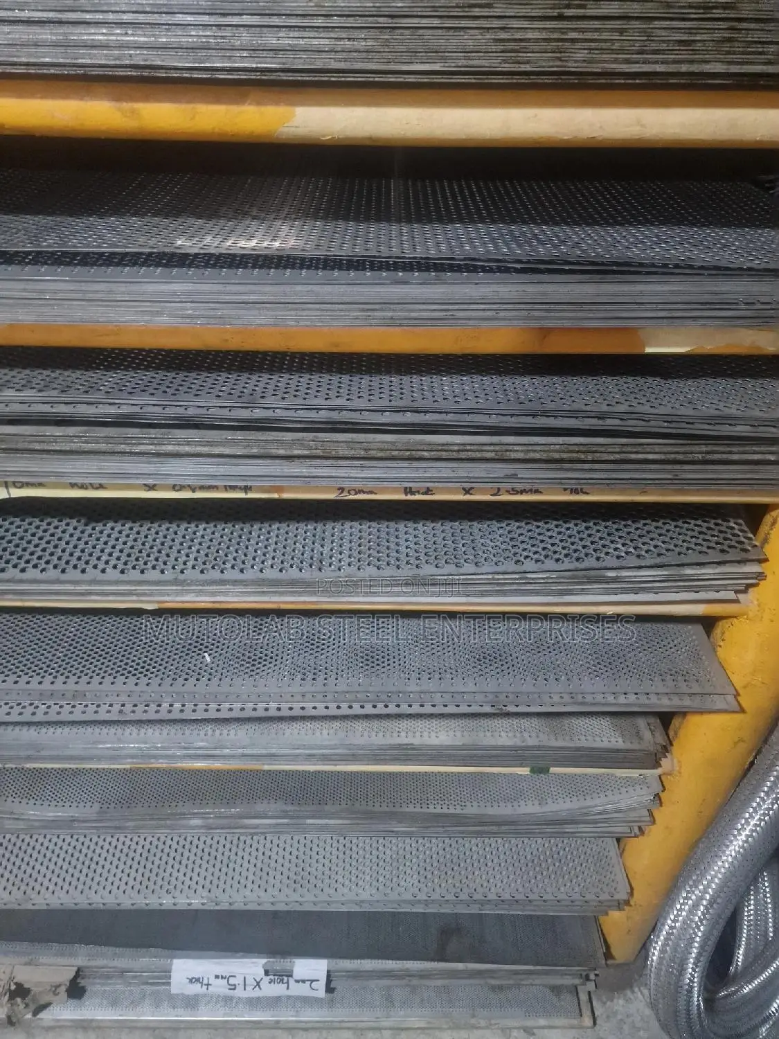 Perforated Sheet in Differents Thickness and Hole