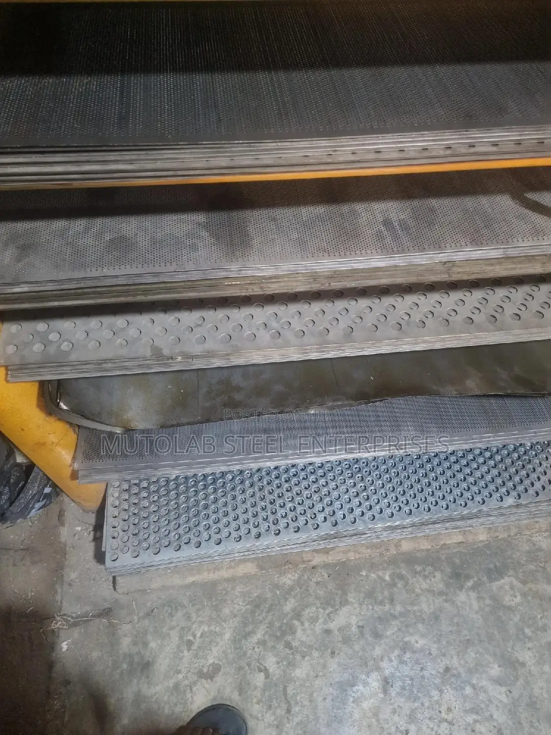 Perforated Sheet in Differents Thickness and Hole