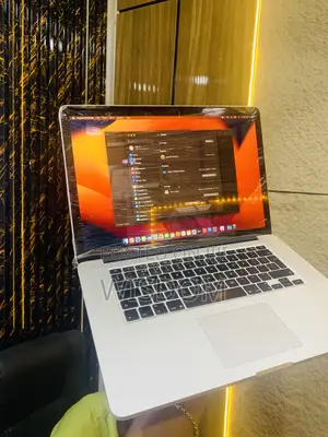 Laptop Apple MacBook Pro 2012 8GB Intel HDD 500GB