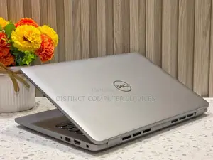 Laptop Dell Latitude 5450 16GB Intel Core i5 SSD 512GB