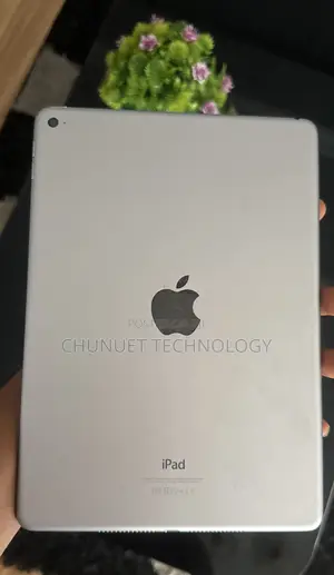 Apple iPad Air 64 GB Black