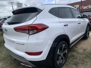 Hyundai Tucson 2015 White