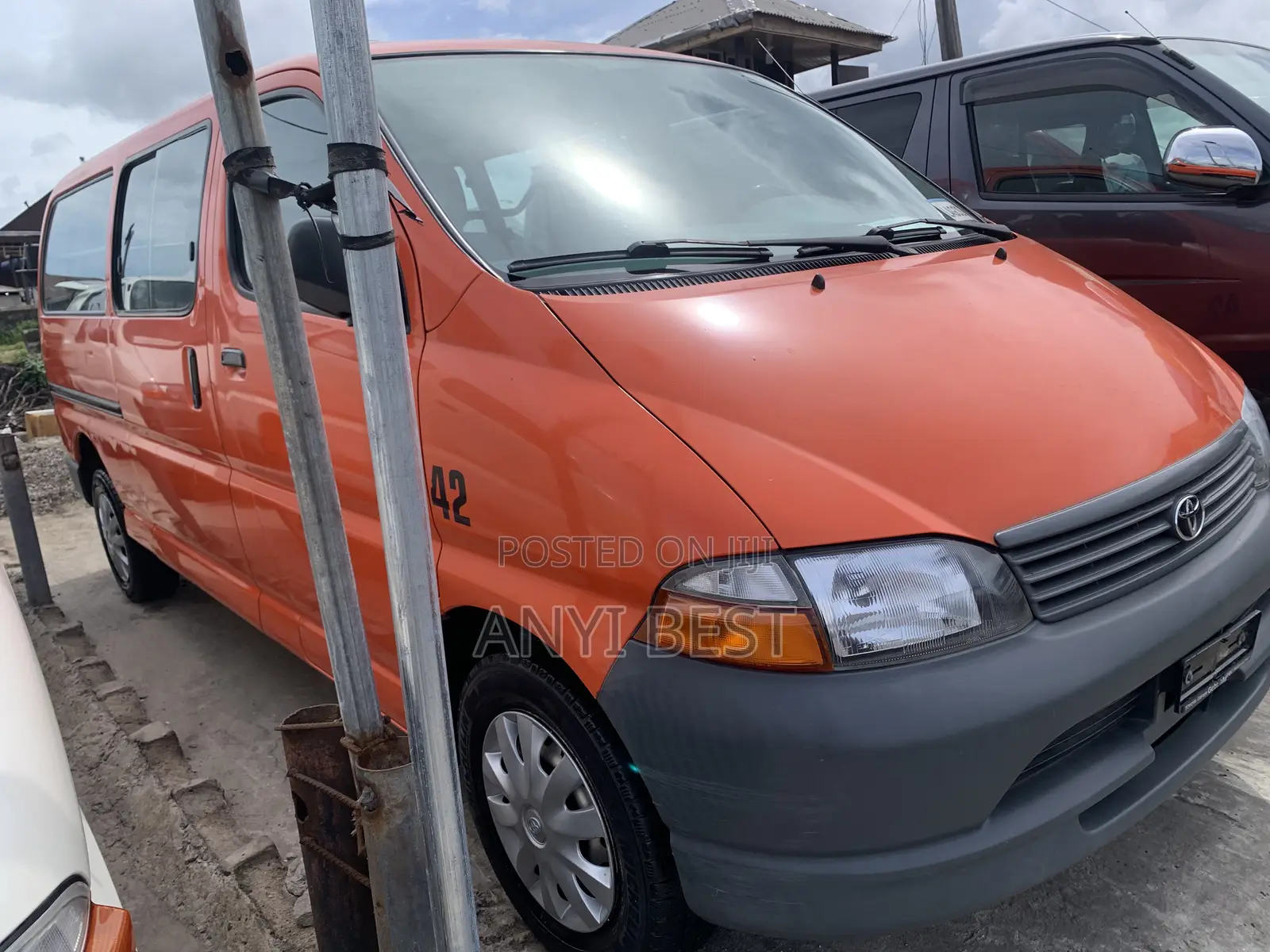 Toyota Grand HiAce 2005 Orange