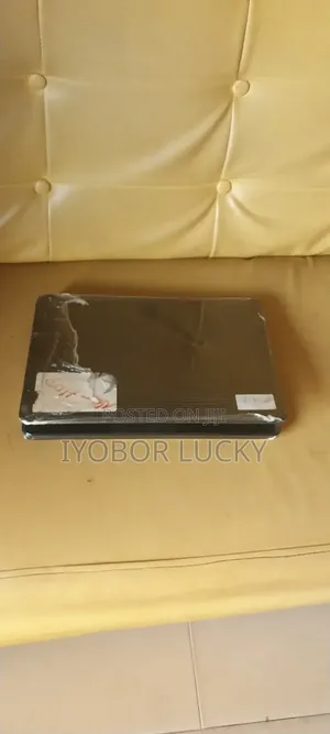 New Laptop Dell Latitude 5400 8GB Intel Core Ultra 7 HDD 500GB