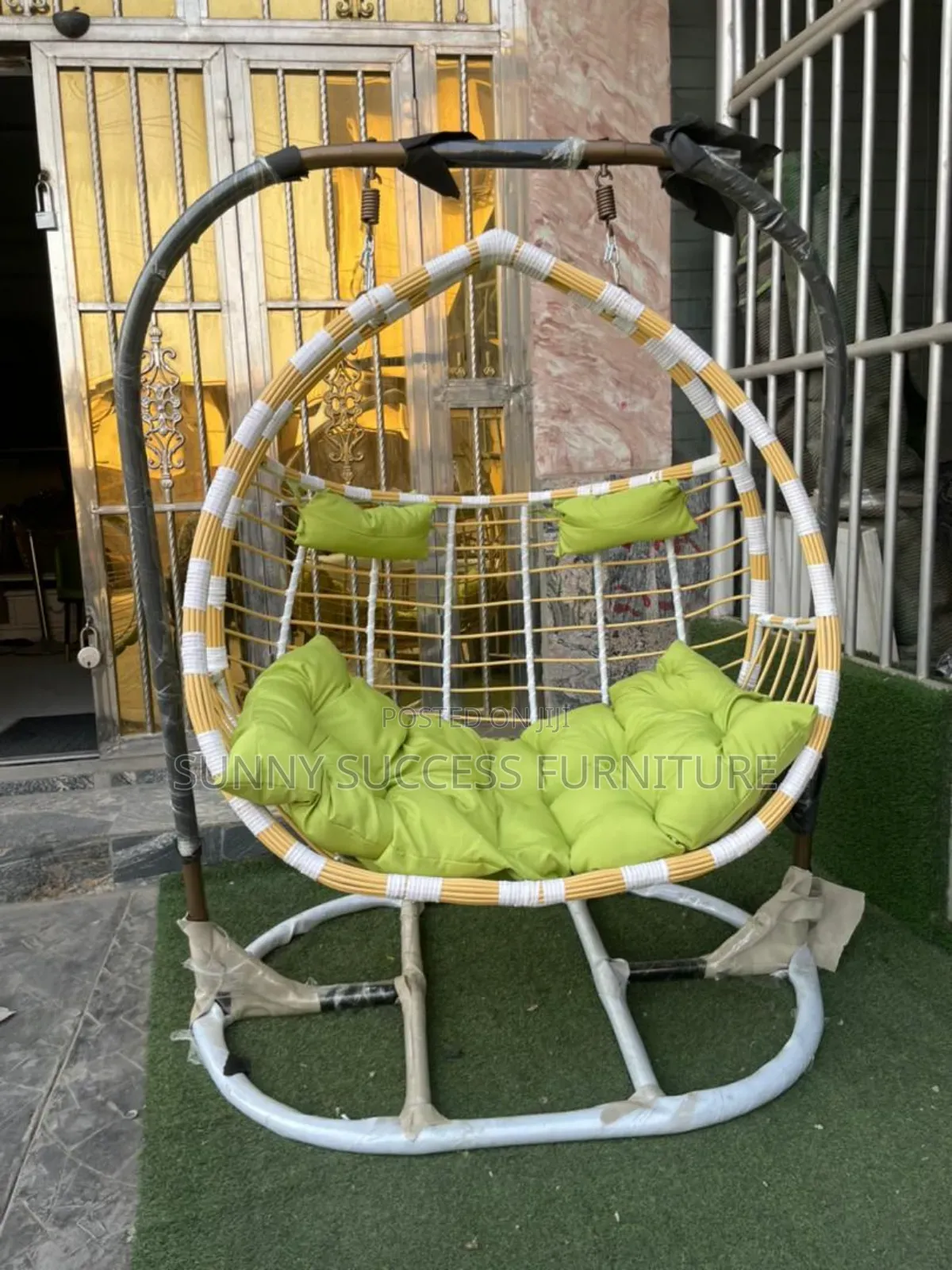 Rattan Swing