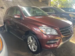 Mercedes-Benz M Class ML350 4MATIC 4dr SUV AWD (3.5L 6cyl 7A) 2014