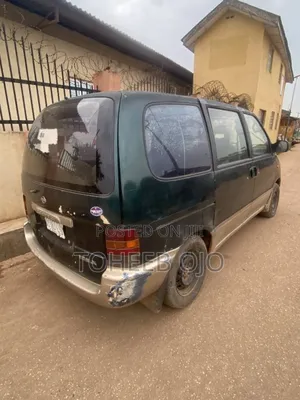 Nissan Serena 1998 Grey