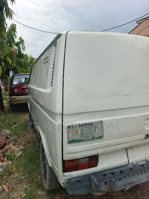 Volkswagen Transporter 1992 White