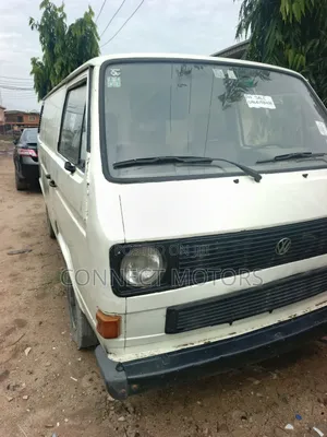 Volkswagen Transporter 1992 White