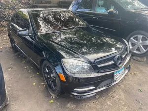 Mercedes-Benz C300 Luxury 4Matic Sedan AWD (3.0L 6cyl 7A) 2011 Black