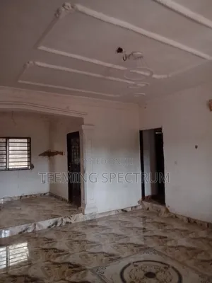 3bdrm Apartment in Benin City for rent