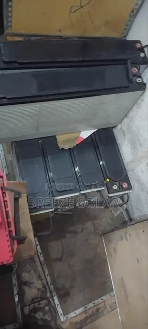 Slim Solar Battery 200apm