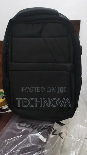Coolbell Cb-6107s Water-Resistant Laptop Bag