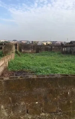 One and Half Plot in Iyana Ipaja