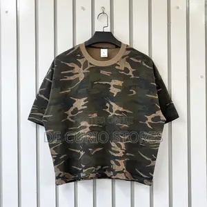 Cropped Camouflage T-Shirts