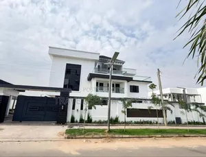 Furnished 15bdrm Mansion in Private Estate, Guzape District for sale
