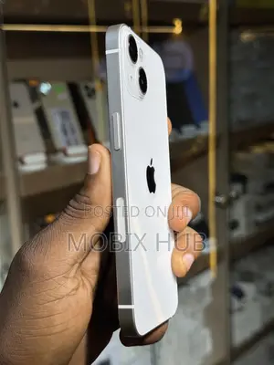 Apple iPhone 13 128 GB White