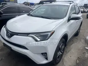 Toyota RAV4 Limited AWD (2.5L 4cyl 6A) 2016 White