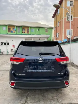 Toyota Highlander 2016