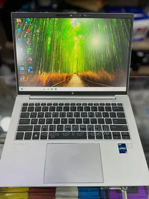Laptop HP EliteBook 840 G10 16GB Intel Core i7 SSD 512GB