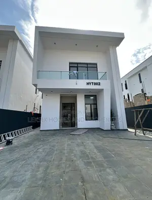 5bdrm Duplex in A Well Secured, Chevron for sale