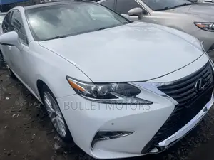 Lexus ES 350 FWD 2013 White