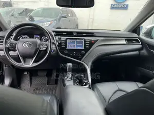 Toyota Camry SE (2.5L 4cyl 8A) 2019 Black