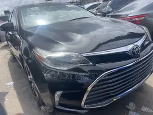 Toyota Avalon Limited 4dr Sedan (3.5L 6cyl 6A) 2014 Black