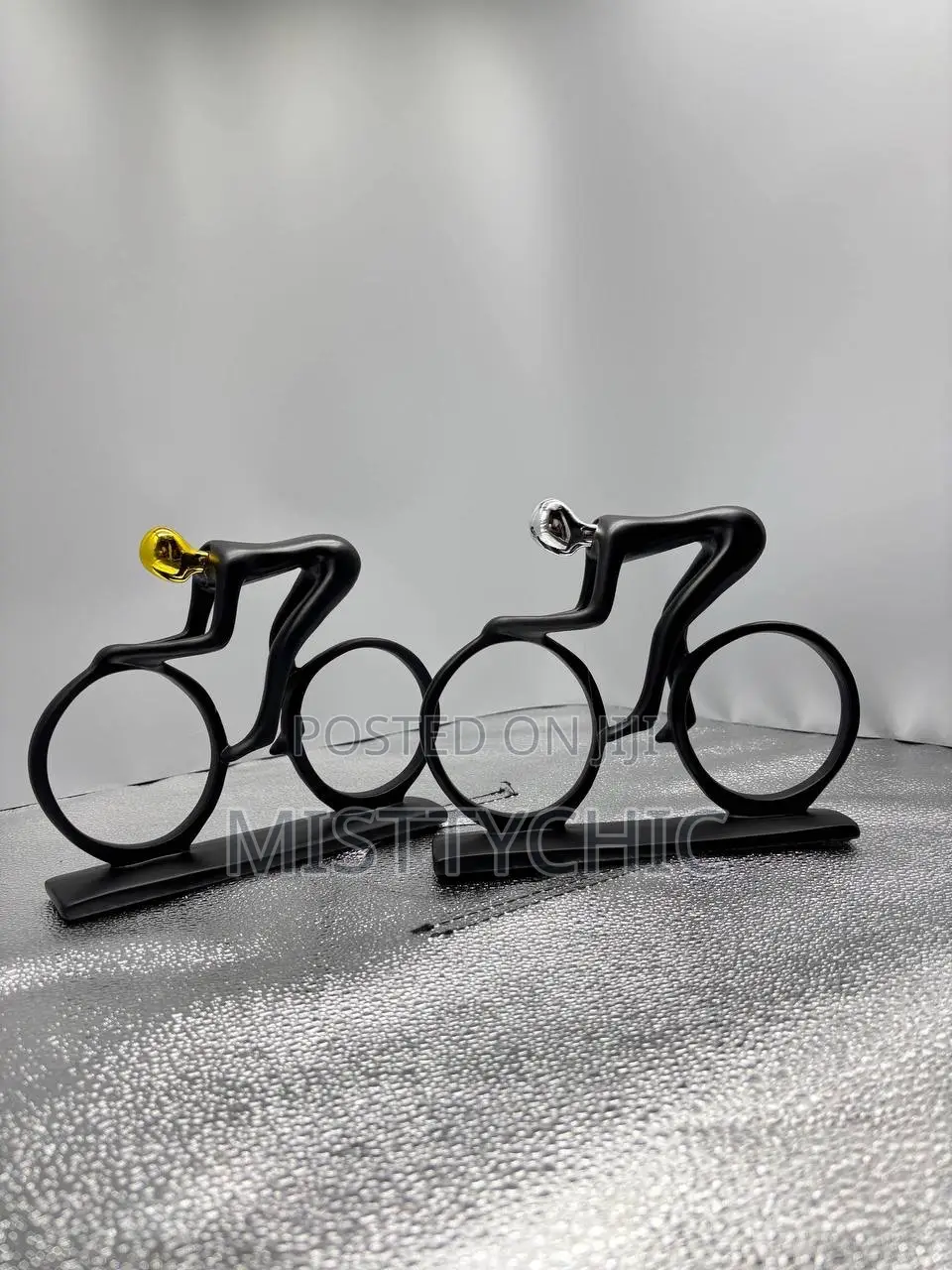 Cycle Decor