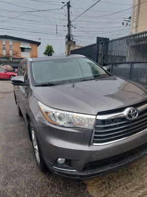 Toyota Highlander Limited V6 4x4 (3.5L 6cyl 6A) 2016 Gray