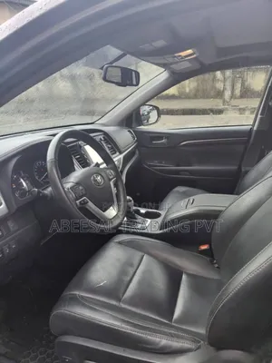 Toyota Highlander Limited V6 4x4 (3.5L 6cyl 6A) 2016 Gray