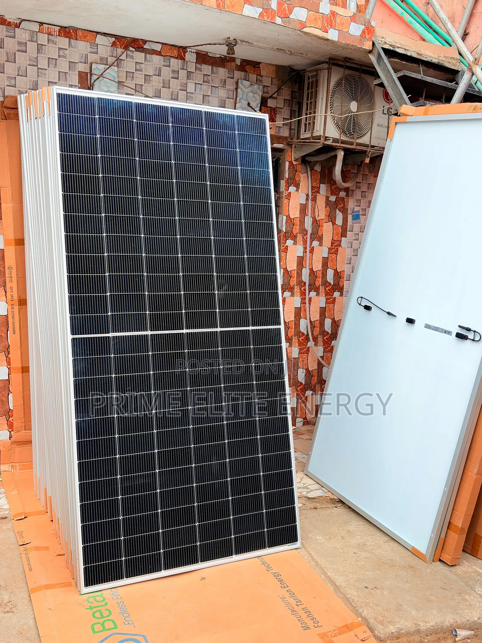 650w Mono-Facial Solar Panel