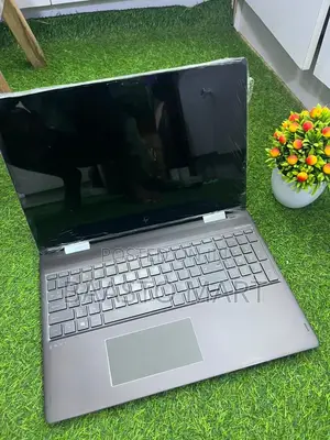 Laptop HP Envy 15 8GB AMD Ryzen 9 HDD+SSD 1T