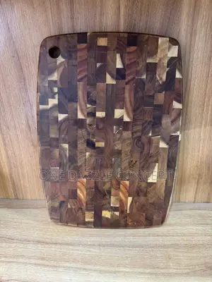 40x29cm Rose Wood Chopping Board.