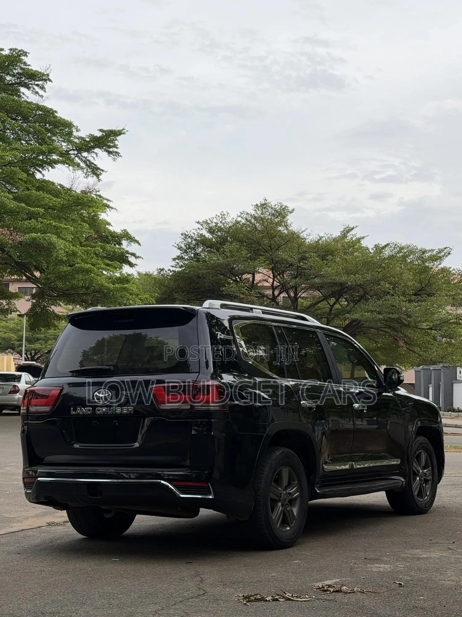 Toyota Land Cruiser 2010 Black