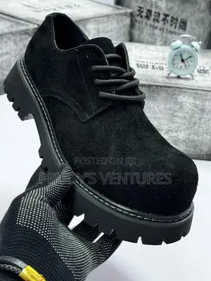 Balenciaga Men’S Shoe With Swag